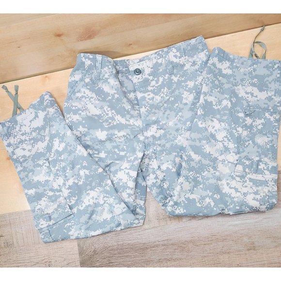 ACU Army Combat Trousers, Size: Small - X Short, NSN:8415-01-585-9489 - Picture 1 of 5